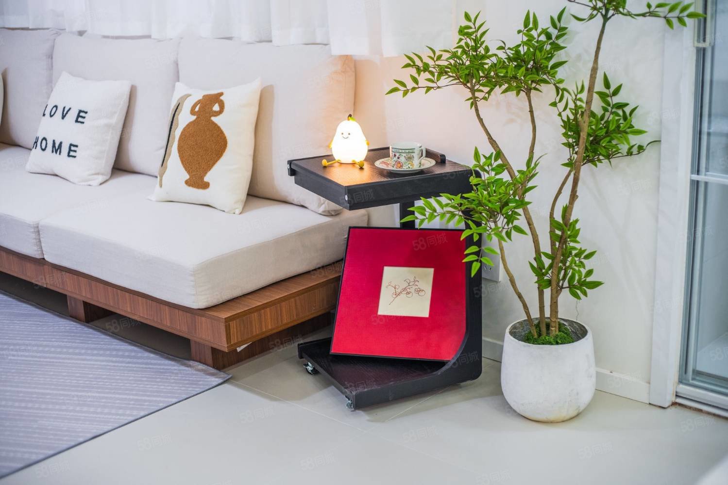 西龙须巷6号院3室2厅1卫81.61㎡南北205万