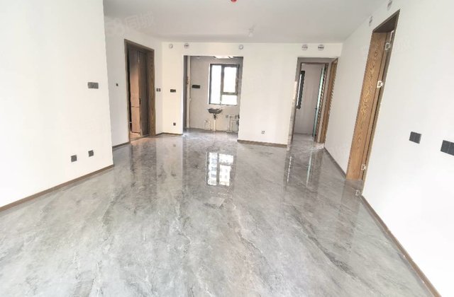 东昌壹号院，精装四室，新房未住，东昌路，君奕府，送车位