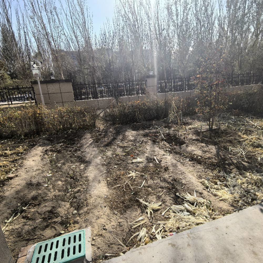 华韵锦园3室2厅2卫140㎡南北98万