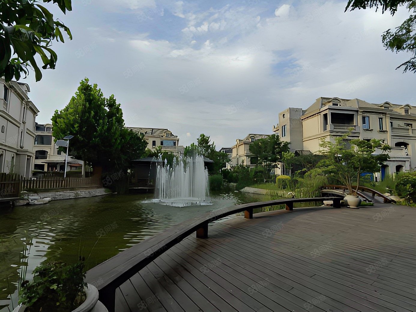 新上阳光城翡丽湾联排别墅邻水系已做土建有电梯满二晋溪街可按揭