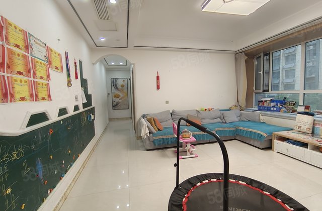 急售 精装四居室 金柱大学城边户 免大税 送储藏室 好楼层