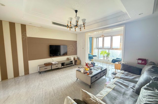 蜀涛英伦半岛4室2厅124.69㎡95.8万二手房图片