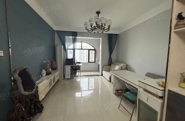 孟达国际新城B2区 满五 密度低 有电梯 高楼层采光充足