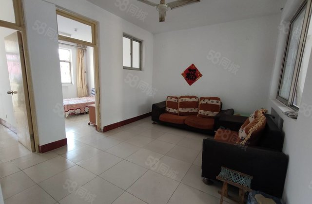 急售，单价4千，阳光实验月亮湾颐馨园，聊建单位三室送储