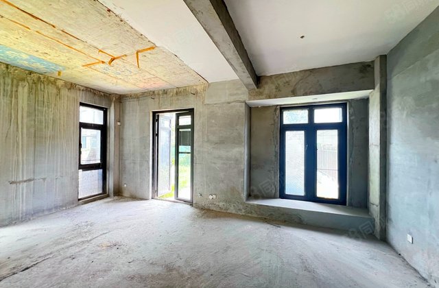 九龙仓蔚蓝花园(别墅)6室2厅191㎡378万二手房图片