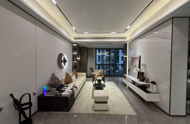 正黄阅江府3室2厅95㎡46.8万二手房图片