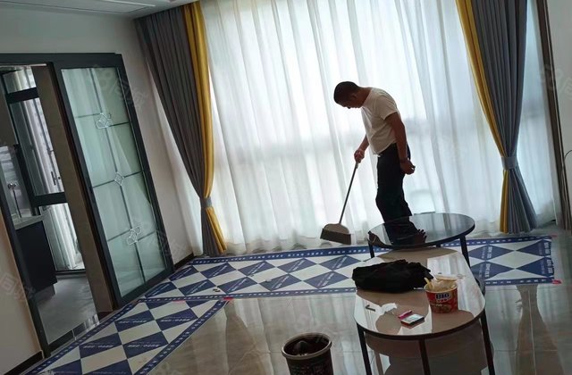 棠湖泊林城(商住楼)2室1厅82.19㎡106万二手房图片