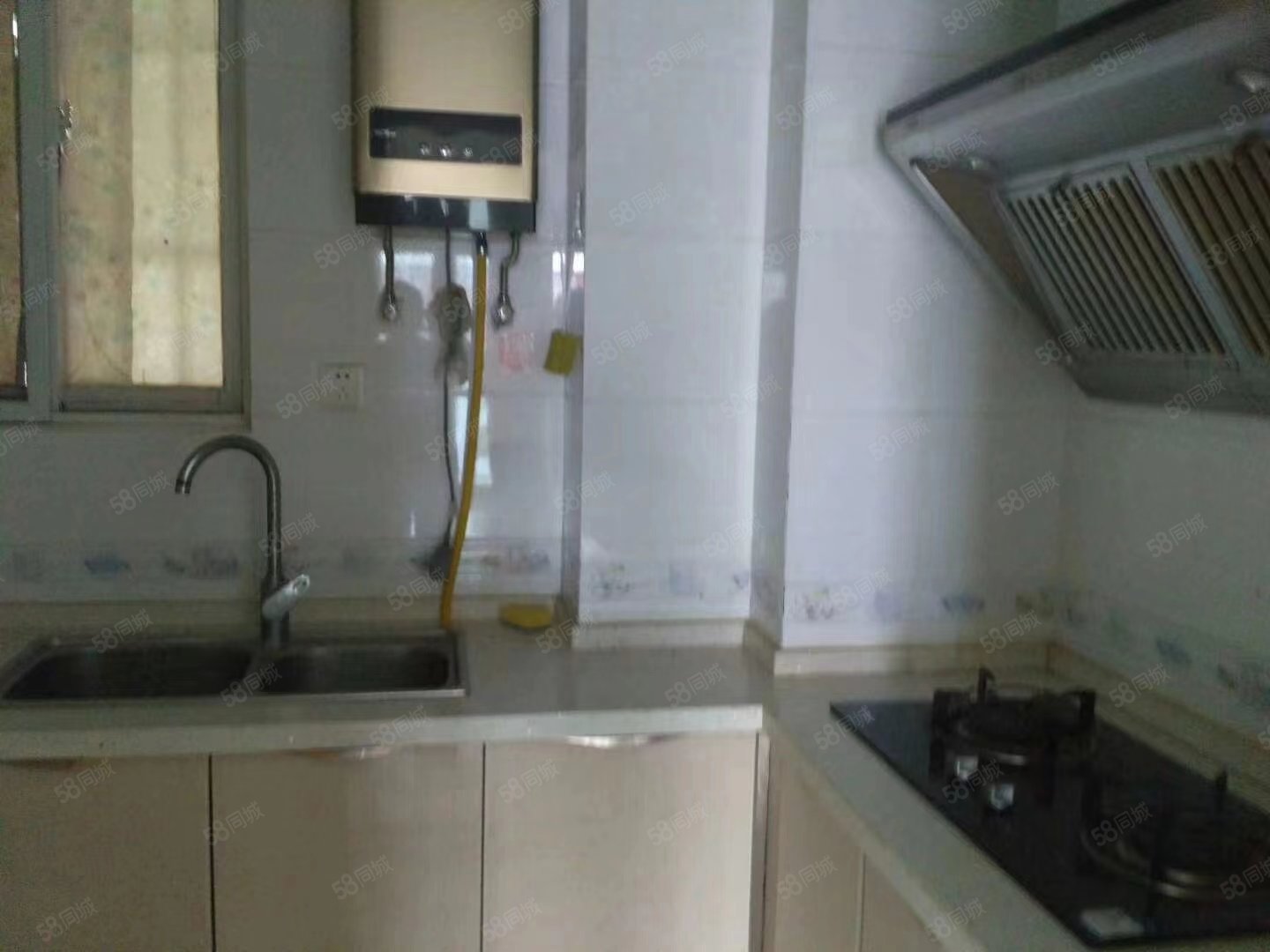 杉杉国际城2室2厅1卫78㎡南28.5万