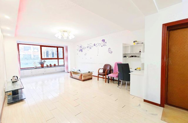 松苑小区2室2厅116.03㎡65万二手房图片