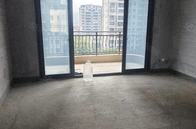 碧桂园城市花园3室2厅145㎡116万二手房图片