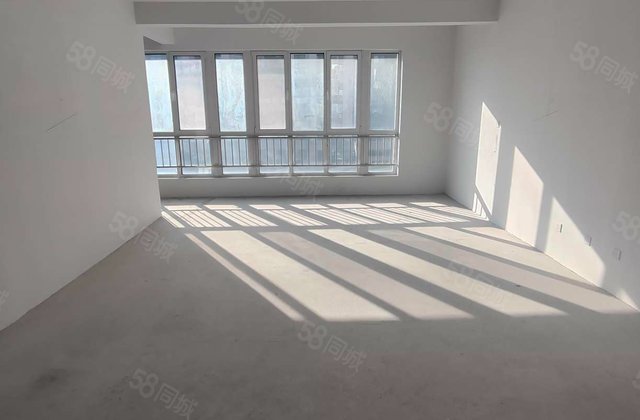 盛唐丹桂府5室2厅199.84㎡140万二手房图片