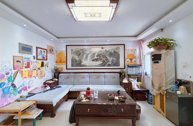 房子免大税，送储藏室，送车位。