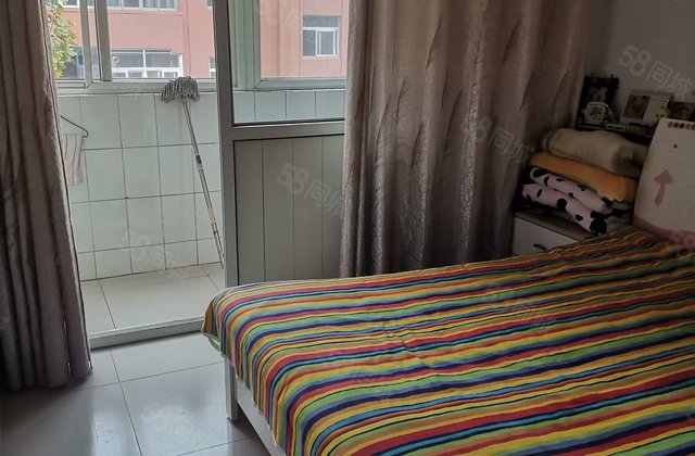 文轩，红旗  ，外国语，聊城大学院内， 好楼层，大两居