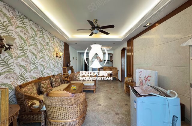 鸿洲时代海岸(东区)3室2厅90.52㎡245万二手房图片