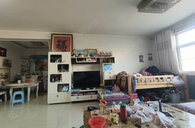 低密宜居 商业配套齐全 刚需小三居 近医院 南北通透 双卫