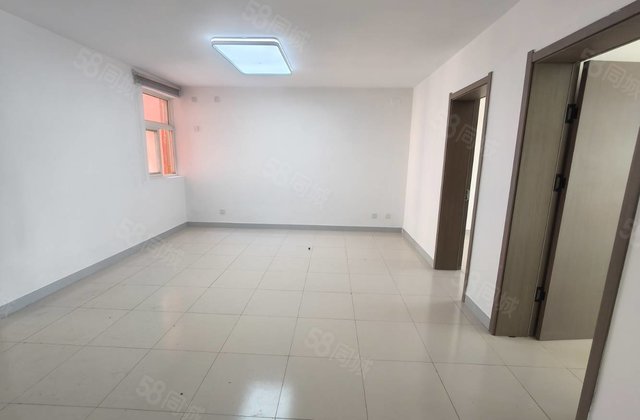 七中 欧景丽都旁 步梯3楼42万精装全套采光