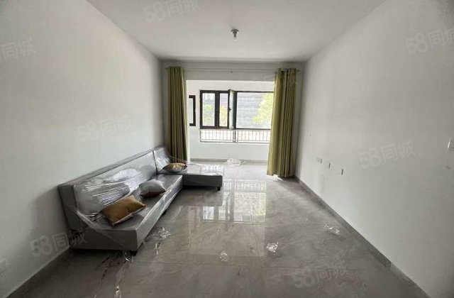 聊城一实验  房急售 电梯地暖房 带车位储藏室 新证价格可议