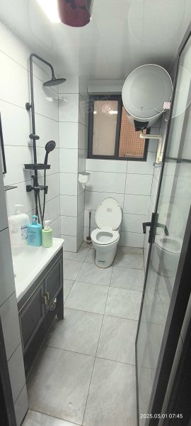 福贵苑锦绣华庭2室1厅2卫81.64㎡西北46.88万