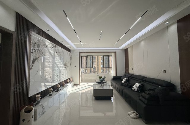 流水馨城3室2厅137㎡138万二手房图片