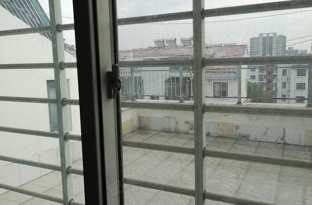 丽景国际4室3厅156㎡112万二手房图片