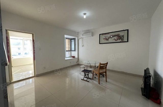 74万，文轩，聊大，广隆羡林苑 电梯房 近医院 次新房