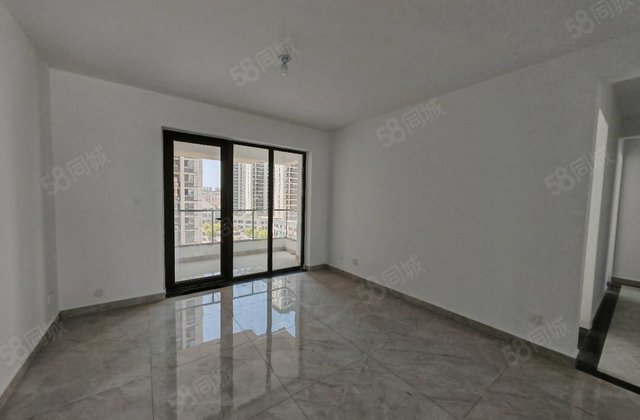 江山印，万达南邻，好楼层，全明边户，三室两厅两卫，送车储