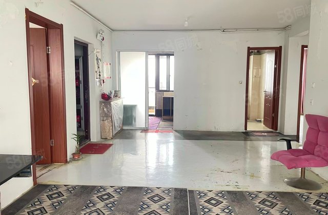 南丰苑3室2厅134.29㎡108万二手房图片