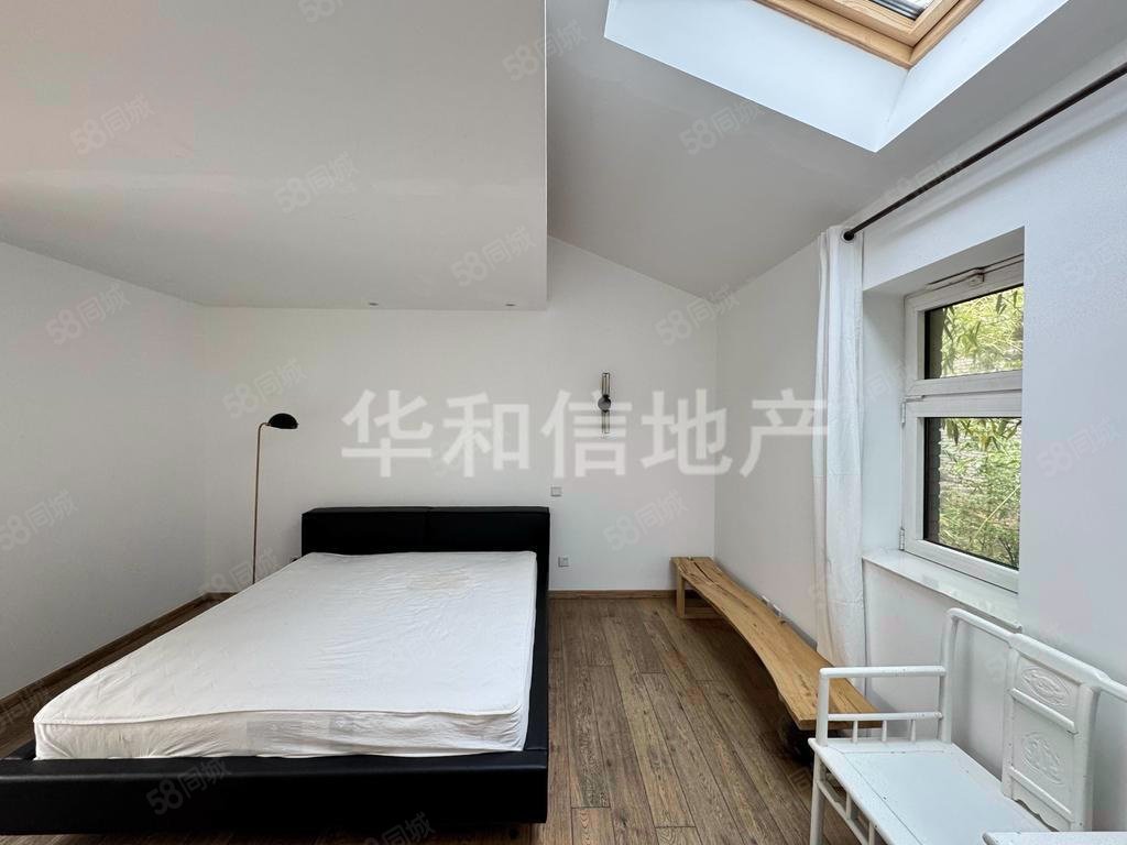 歐陸苑4室2廳3衛(wèi)235㎡南北2600萬