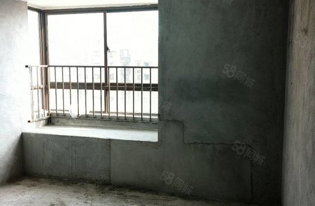 兴进颐景城3室2厅105㎡28.8万二手房图片