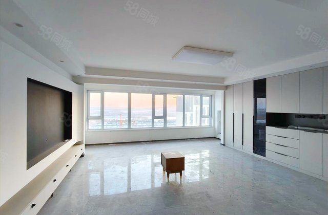 澳海富春山居3室2厅133.36㎡73万二手房图片