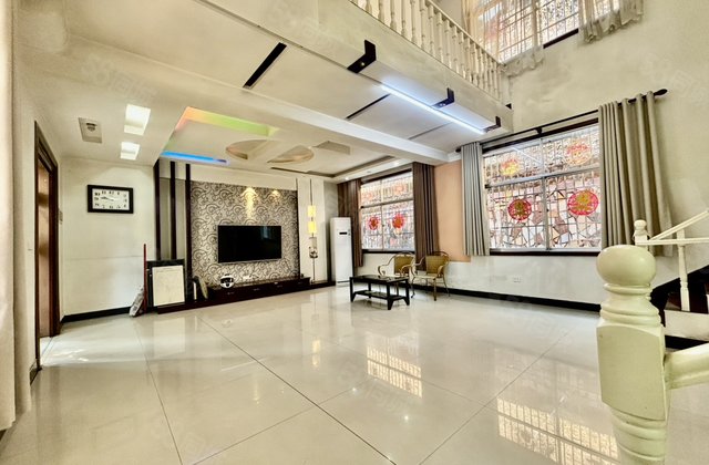 广电传媒家属楼7室6厅345㎡123.8万二手房图片