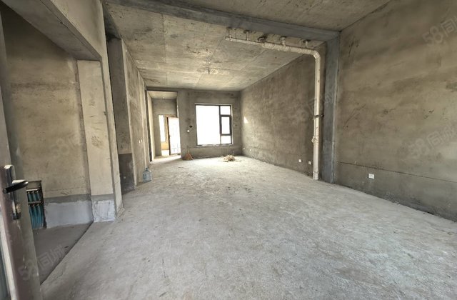 东昌府院，盛世天湖，新都会，逸墅家，南北通透 4室2厅  ，