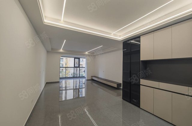 青华海park4室2厅131㎡75万二手房图片