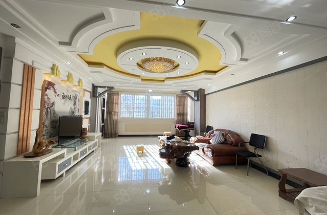 银都佳园4室2厅171.2㎡76.6万二手房图片