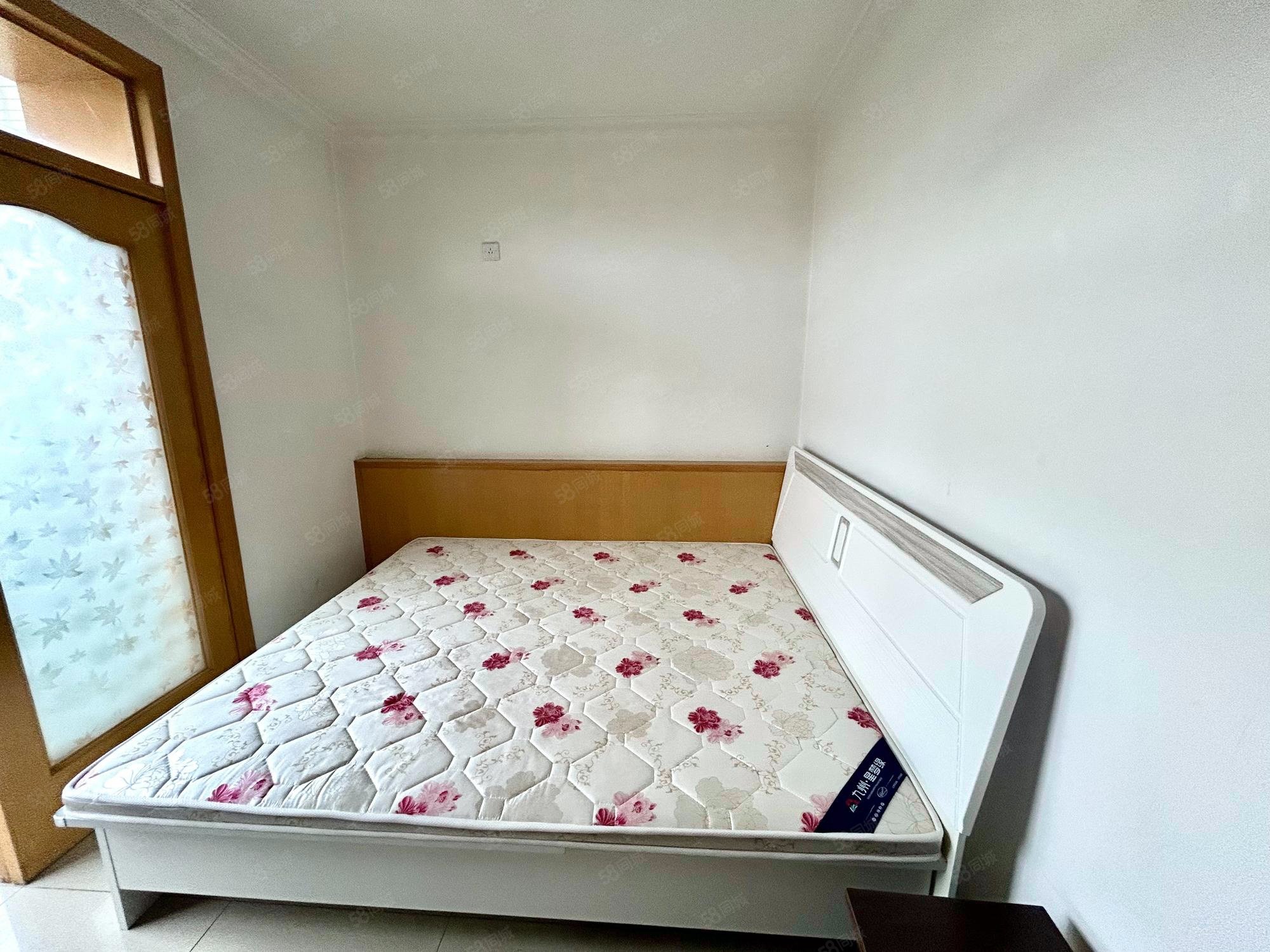 園丁西園2室1廳1衛(wèi)81.12㎡南北128萬