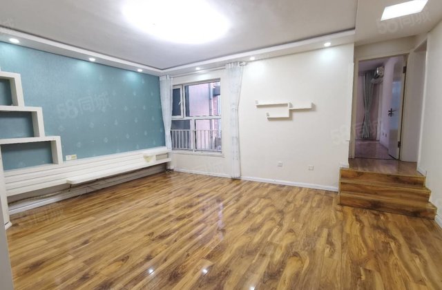 建设路 阿卡一期 云麓九里 水晶丽城 电梯洋房 三室双卫