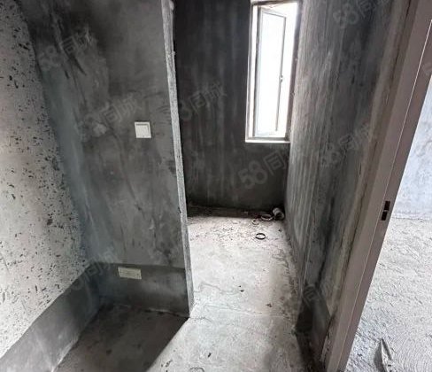 龙海明发广场2室2厅77㎡50万二手房图片
