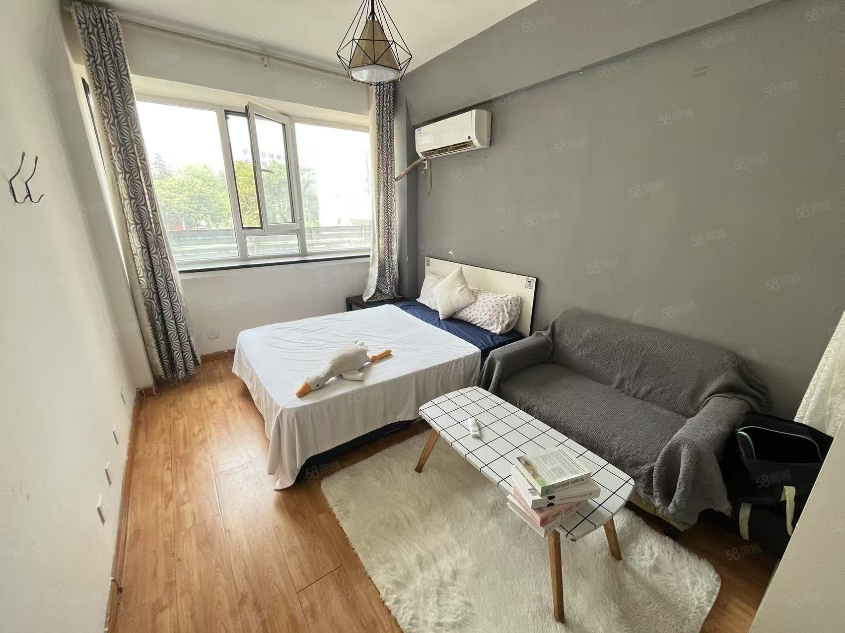 整租｜整租 实拍图 香江路保税区商圈 有电梯 可月付 包物业