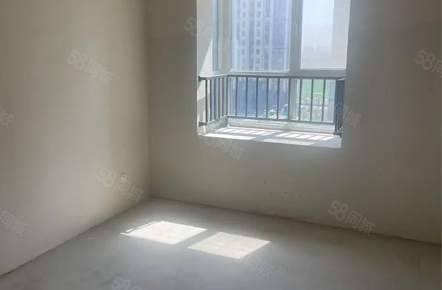 芝兰公馆4室2厅206㎡80万二手房图片