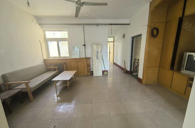 年轻刚需~可3萬入住办完 好停车 馨苑小区 七中对过 怡景小