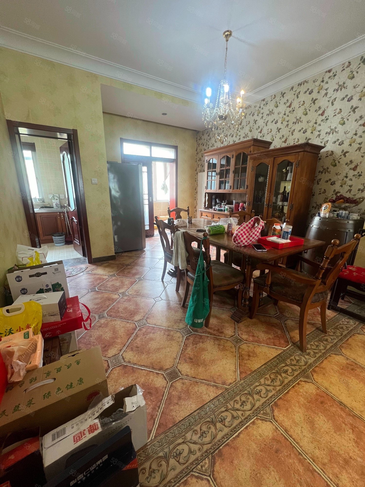 龍景灣甲區(qū)4室2廳3衛(wèi)203.53㎡南北405萬