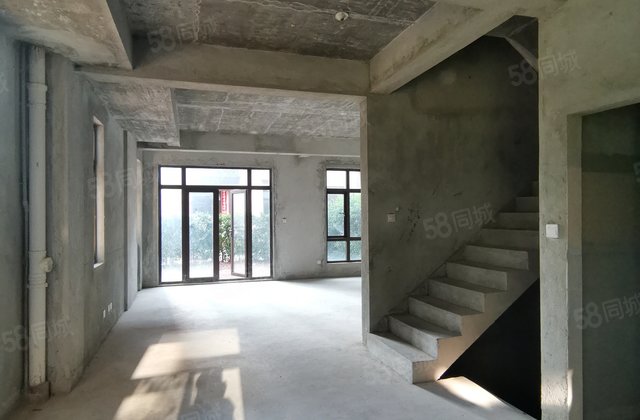 华江水岸星城3期观邸4室2厅249㎡235万二手房图片