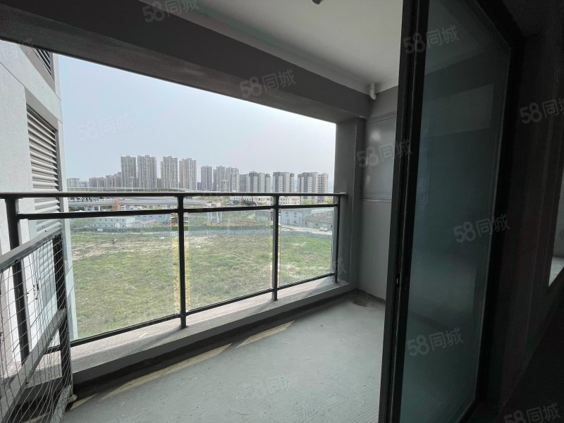 花海公园地铁口 融信玺湾 纯商品房端头南北通透,禹洲融信cone玺湾