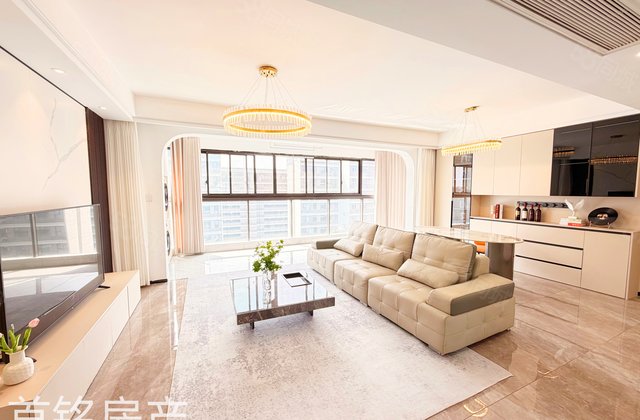 鑫相河畔雅苑4室2厅140㎡300万二手房图片