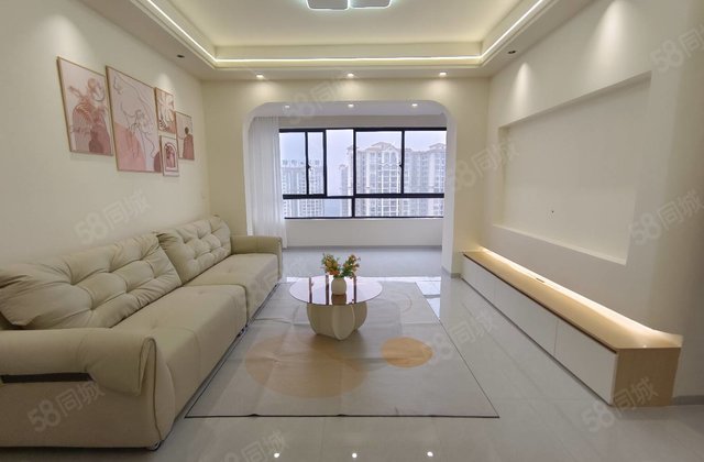 和公馆3室2厅105㎡36.8万二手房图片