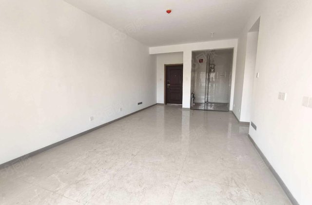 区妇幼，城市之尊，新房未住，三室两卫，金柱绿城