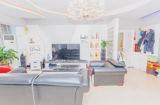 城乡档案馆宿舍4室2厅181.53㎡145万二手房图片