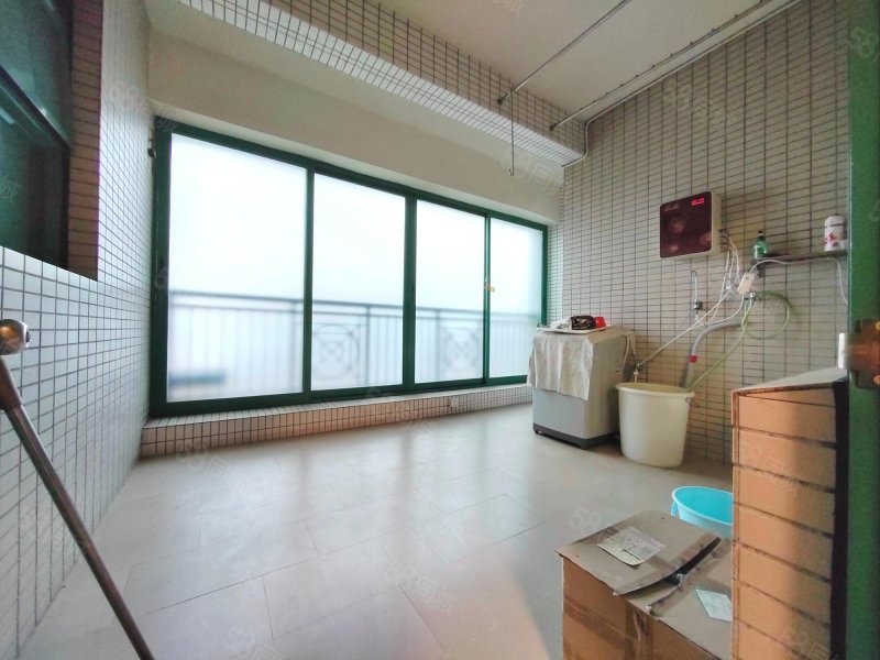 【10图】顶楼复式低于指导价出售 带大平台 视野好 近,御景台-深圳58