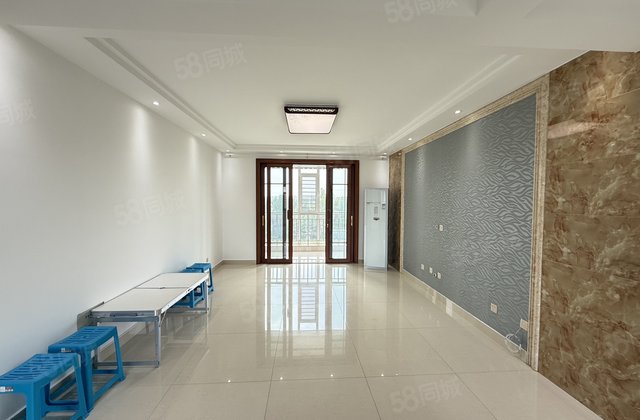 摩天轮文轩 老一中西安交大 精装四室 带车位储藏室 随时看房