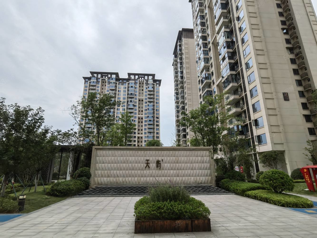 领地天屿3室2厅2卫98㎡南北69.6万